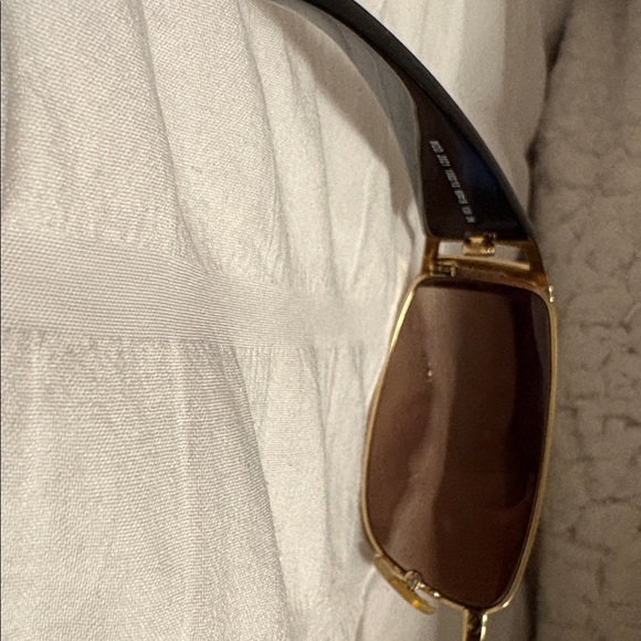 VERSACE MOD.2021 100213 GOLD BLACK RECTANGULAR EYEGLASSES FRAME 60-15-130. main image 2